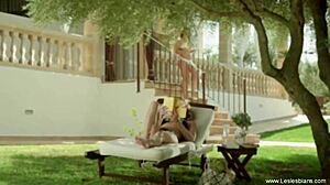 Kiss me, beautiful lesbian, while I masturbate