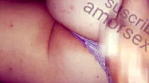 me la jalo viendo a mi mujer con ese calzón regalado