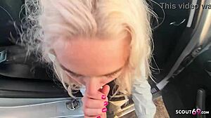 Vau! Plava Nemačka autostoperka jebe u kolima kao vruću zahvalnost!