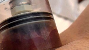 i'm pumping my pussy hard on webcam