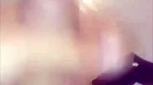 Hey, watch me masturbate at home during a relaxing massage.