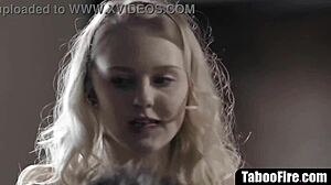 Gadis cantik 18 tahun kena tebuk keras oleh pelajar kolej