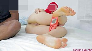 Young girl in shorts gets side anal and shows soles