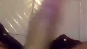 Hey, watch me masturbate at home during a relaxing massage.