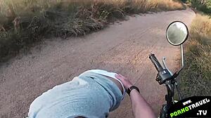 Quick outdoor fuck now! 🔥