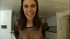 pretty amber with rounded tits sucking and fucking hard