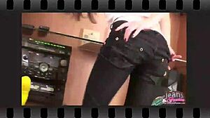 carolina flashing her panties