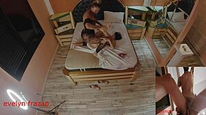 sobrinho da minha tia me chamo pelo aplicativo dizendo que viu meus videos e que queria sentir meu leite dentro do cu dele