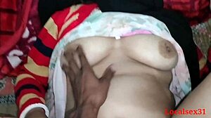 Wow, indiaase dorpsmeiden neuken zwarte pik!