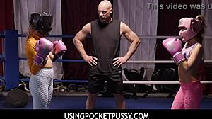 Cewek-cewek Digedor Coach Selama Sesi Tinju!