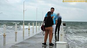 Полуиндийска полуукраинска тийн 18+ преживява незабравимо хардкор ебане.