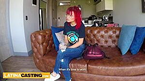 Hočeš videti rdečelasko Latino v 69 in grobo v rijo?