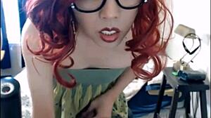 Shemale Orgasms On Webcam