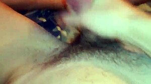 Bonne giclée featuring a relaxing massage session