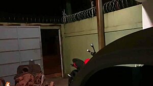 i fell on net and fucked the pizza delivery guy