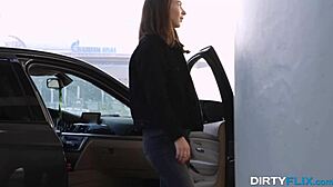 Vivian Grace takes intense fuck session 😈