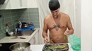 i'm cooking naked in the kitchen, it's so fun