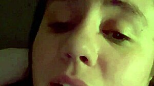 Jebanie i ssanie mocno w dymnym domu siostry przyrodniej!