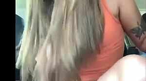 beautiful slut masturbates her wet pussy in detail