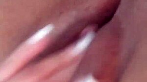 Novinha safada que sabe provocar parte1