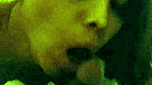 جميلة هندية في عرض ثقافي مذهل وساخن