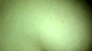 Spanish professor teaches Colombian student outdoors