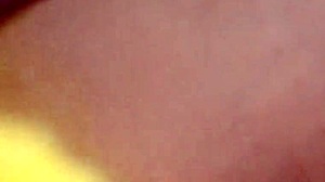 Dandole Como Es A Peruana