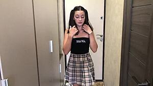 Anime Girl Gives Blowjob with Facial 😍