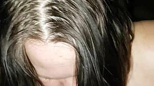 Redhead cougar gives an amazing blowjob, sucking deep and teasing with her tongue 😏