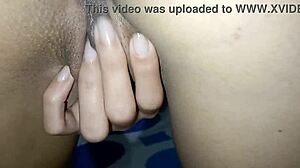 Spanish professor teaches Colombian student outdoors