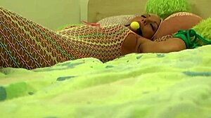 starri knight tied up getting groped 😏