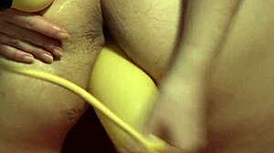 Толстые лесбиянки в красном белье ЛЮБЯТ глубокий ФИСТИНГ!