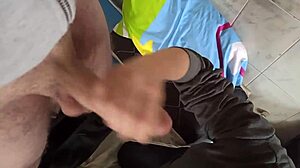 linda milf sucking cock till all cum out