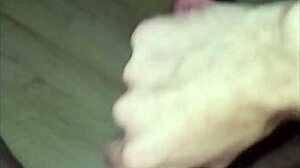 watch this homemade masturbation session ending in cum, isn't it hot?