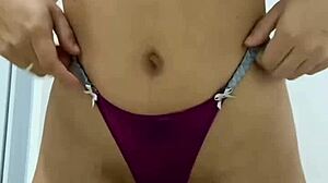 casada gostosa ficando peladinha de forma provocante