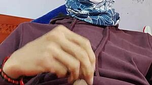 i'm hot and want to fuck three big asses