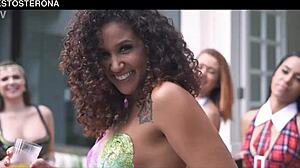 Wow, hot Brazilian lesbians party hard at Carnaval!