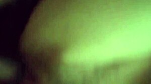 नेपाली गर्लफ्रेंड को बॉयफ्रेंड झुकाकर जंगली होटल रूम में चोदता है