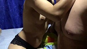 sucia pelirroja me da mamada profunda en pov