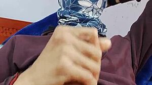 i'm hot and want to fuck three big asses