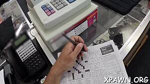 babe reveals her twat and sucking skills in amateur scene