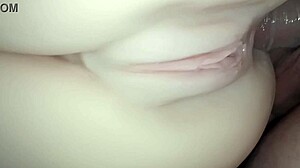 猛烈深插秘书美丽女友紧致屁眼