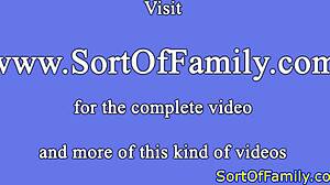 Гламурни стъпдъщери в близък план интеррасови догистайл действия