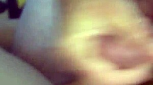 Horny milf slut toys and masturbates for cumshot 😍