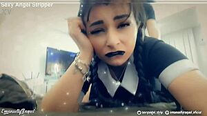 Happy Halloween! Try on these costumes with Emanuely Raquel?