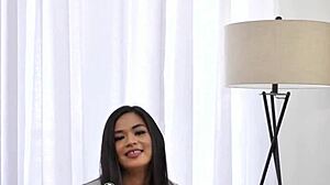 scarlett alexis nails her casting blowjob