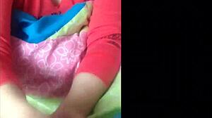 Asian babe gives a nice handjob