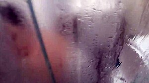 Assanhada enters my bathroom