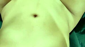 Latina takes double anal penetration