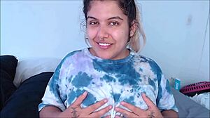 Hot Latina Wants Cock